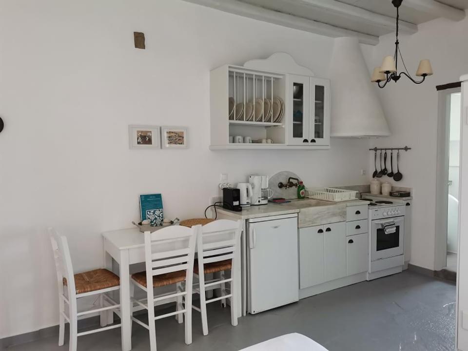 Elia Apartments Agios Romanos ภายนอก รูปภาพ
