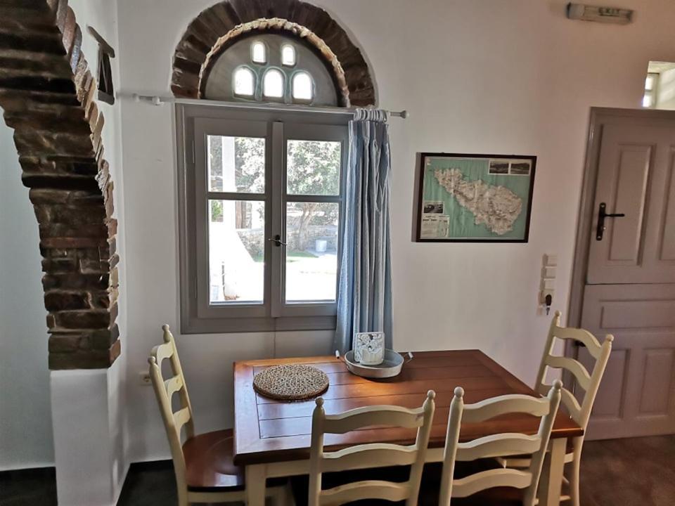 Elia Apartments Agios Romanos ภายนอก รูปภาพ