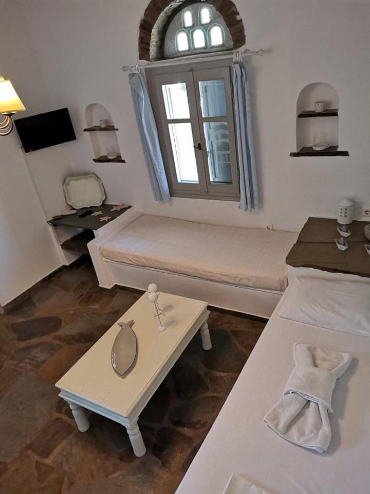 Elia Apartments Agios Romanos ภายนอก รูปภาพ
