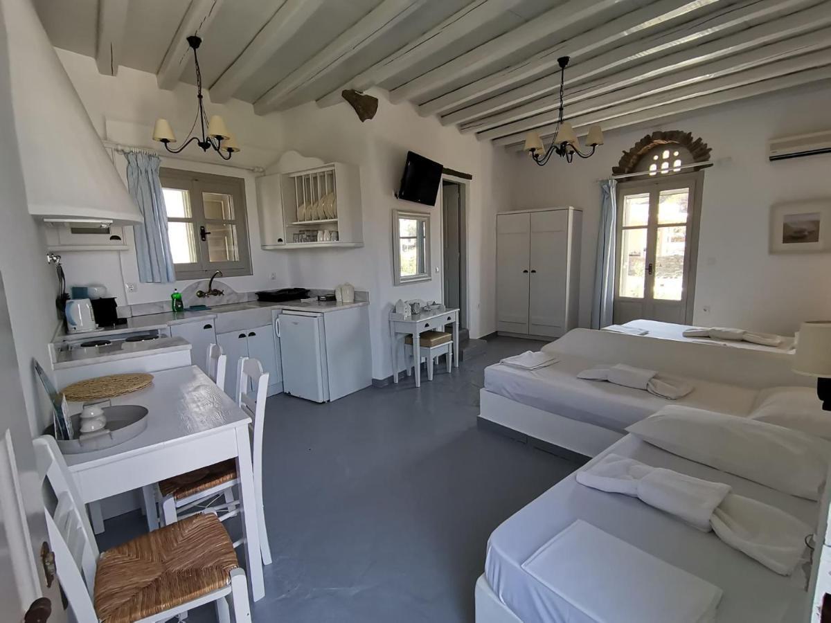 Elia Apartments Agios Romanos ภายนอก รูปภาพ
